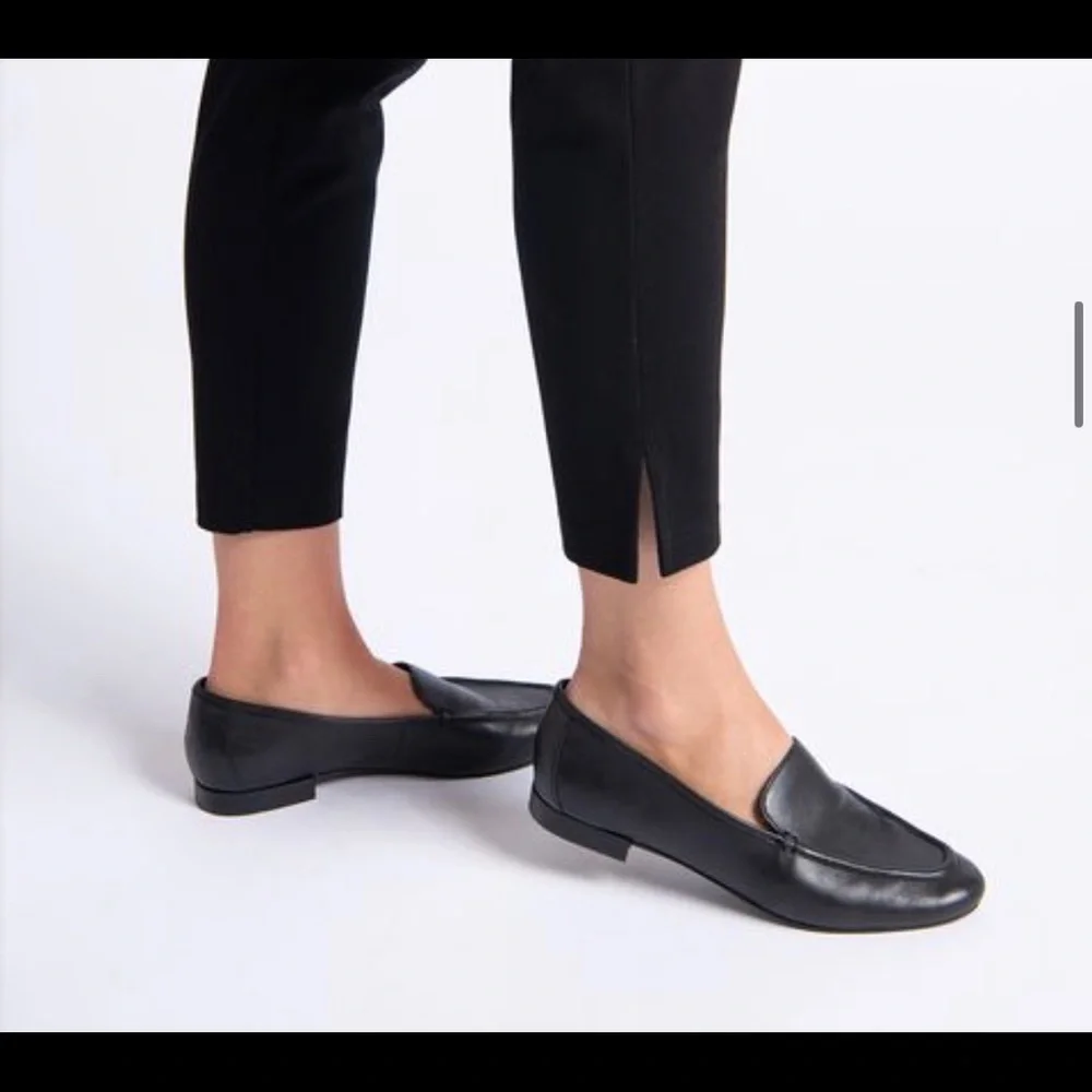 Betabrand black skinny leg soho joggers style w1528